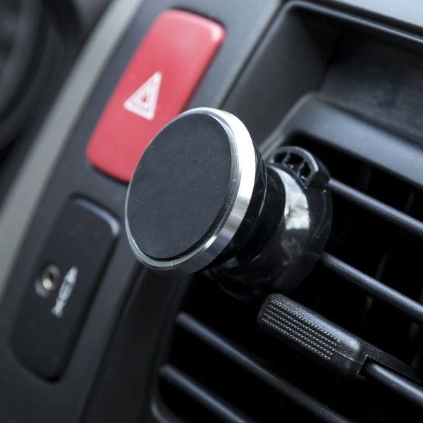 Suporte Veicular Magnético para Celular / Smartphone - Brinde